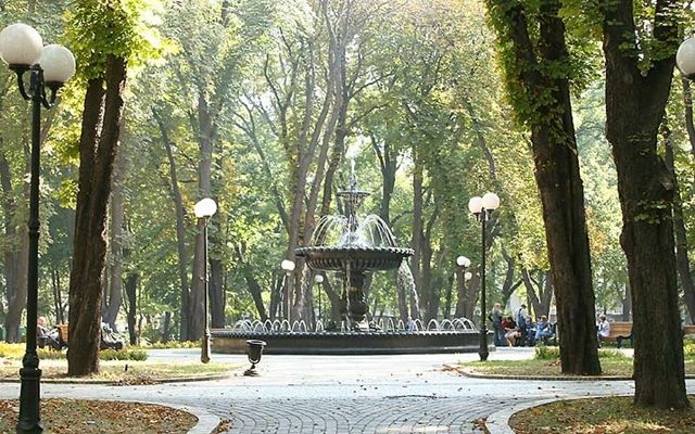 Мариинский парк в Киеве