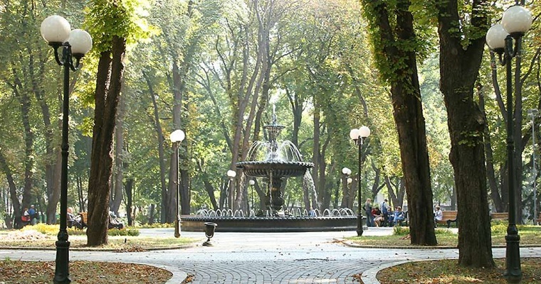 Мариинский парк в Киеве