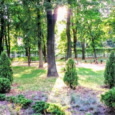 Парк имени Николая Зерова в Киеве