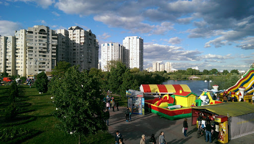 Парк Позняки в Киеве — фото 4