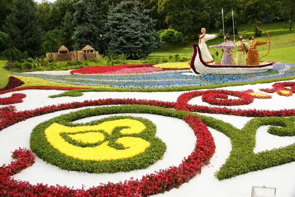 Певческое поле в Киеве
