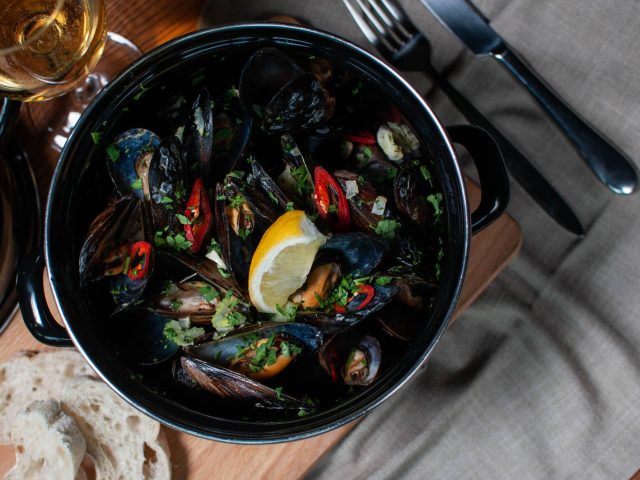 Бар Петров-Водкин Pub &;Grill в Киеве