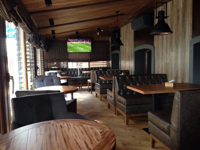Бар Петров-Водкин Pub &;Grill в Киеве
