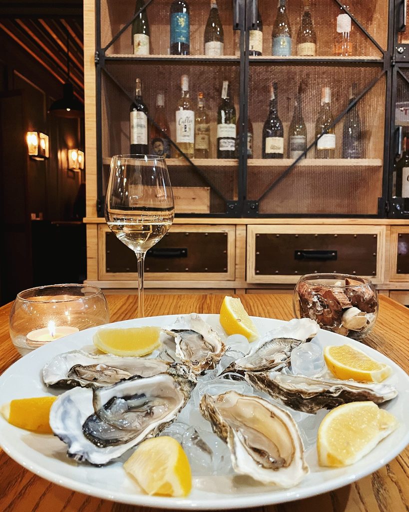Бар Vinsanto Wine bar в Киеве
