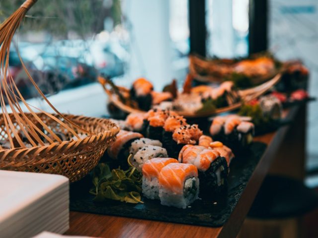 Sushi Master в Киеве | улица Салютная 2