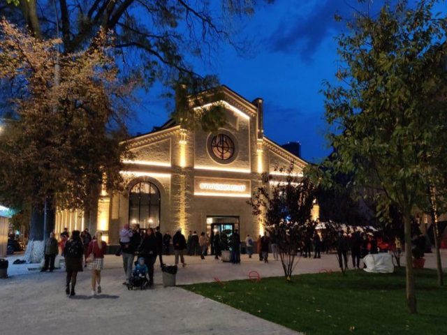 Кафе Kyiv Food Market (Киев Фуд Маркет) в Киеве