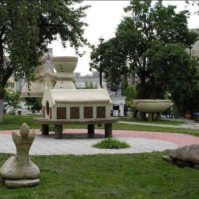 Мини-парк Трипольской культуры в Киеве