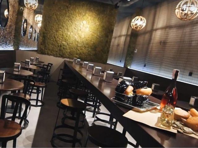 Restaurant Mushlya | Rusanivskyi Blvd, 1