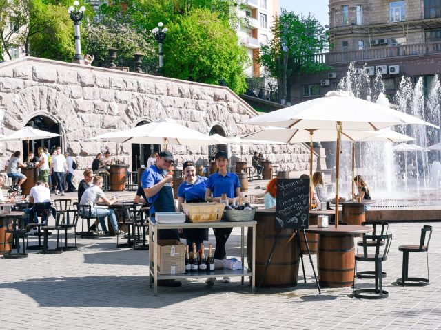 Mushlya Bar (Мушля Бар) на Крещатике в Киеве