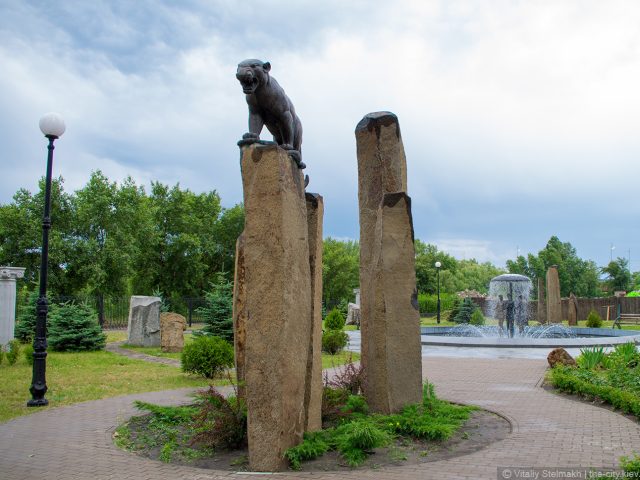 Парк Сад камней в Киеве