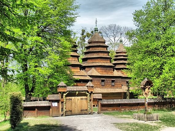 Парк Шевченковский гай во Львове