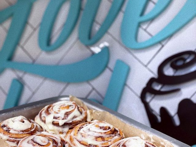 Пекарня Cinnabon (Синнабон) на Майдане Независимости в Киеве