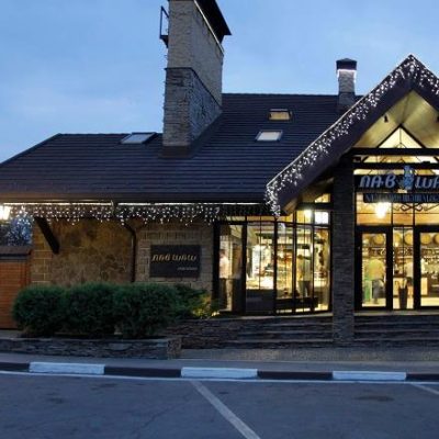Ресторан-Гастромаркет LavShash Family Village в Харькове