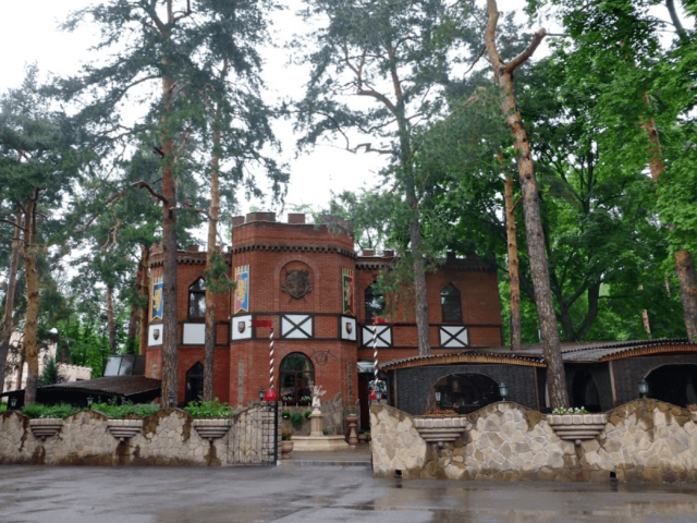 Ресторан Old Tower (Старая башня) в Харькове