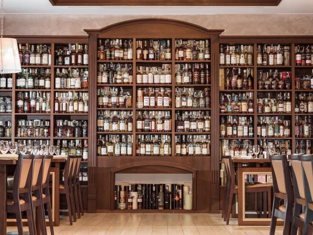 Ресторан Whisky Corner (Виски Корнер) в Киеве