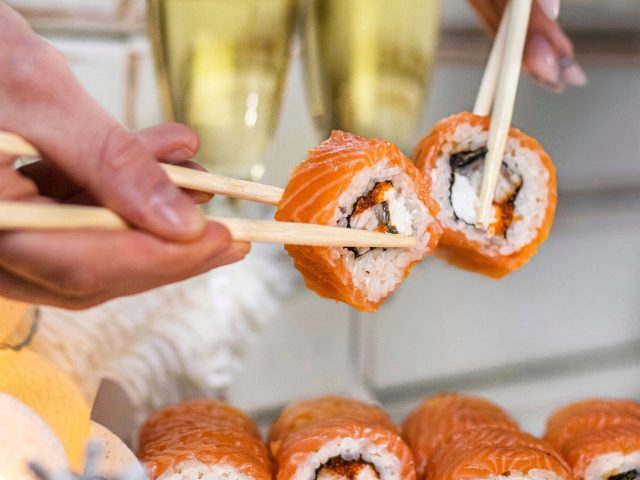 Sushi Master (Суши Мастер) в Киеве | улица Дорогожицкая, 2
