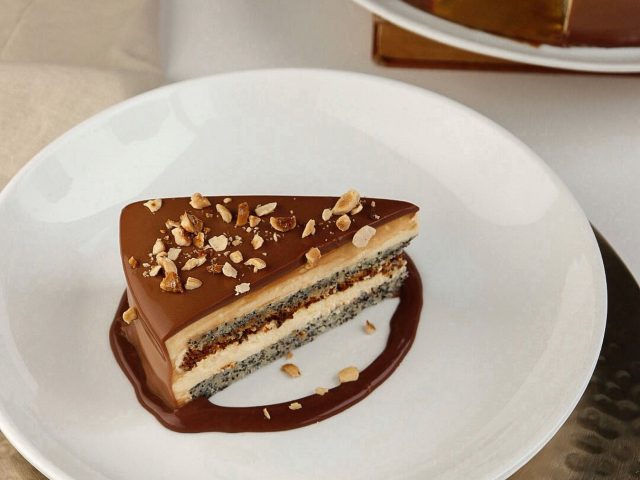 Кафе Very Well Cafe на ул. Леваневского в Киеве