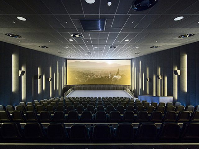 Кинотеатр MULTIPLEX (Мультиплекс) ТРЦ “АТМОСФЕРА”