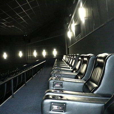 Кинотеатр MULTIPLEX (Мультиплекс) ТРЦ “КАРАВАН OUTLET”
