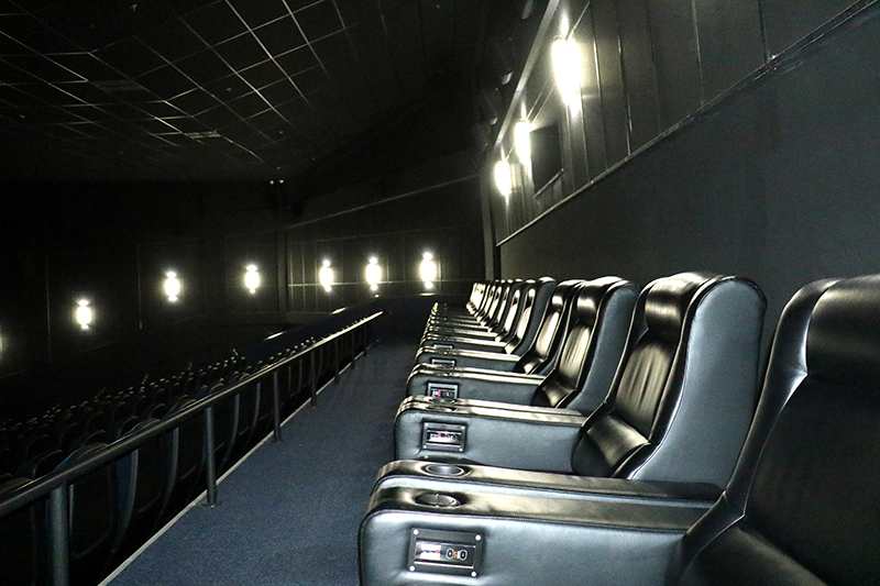 Cinema MULTIPLEX (Multypleks) TRTs "KARAVAN OUTLET"