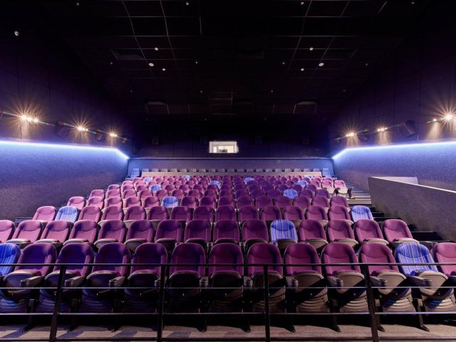 Кинотеатр Оскар в ТРЦ Smart Plaza