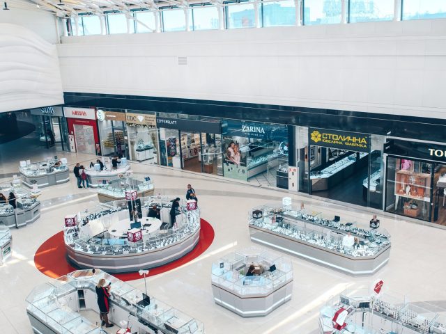 ТРЦ Lavina (Лавина) в Киеве