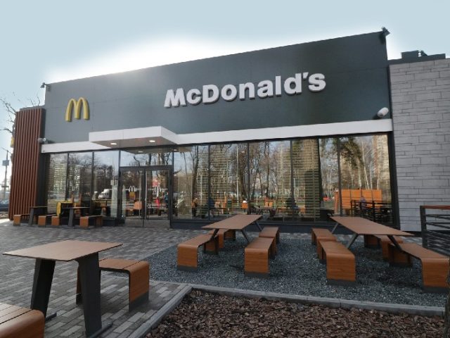 McDonald’s (МакДоналз) возле метро Житомирская