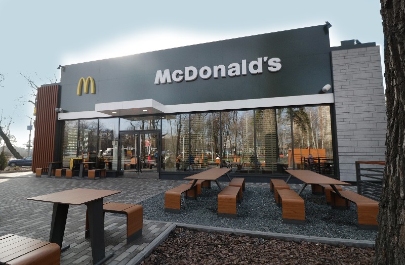 McDonald’s (МакДоналз) возле метро Житомирская