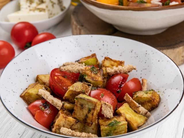 Ресторан греческой кухни PapaFeta (Папа Фета) в Киеве