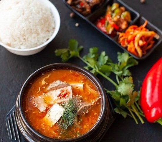 Ресторан корейской кухни Han-Gang (Хан Ганг) в Киеве