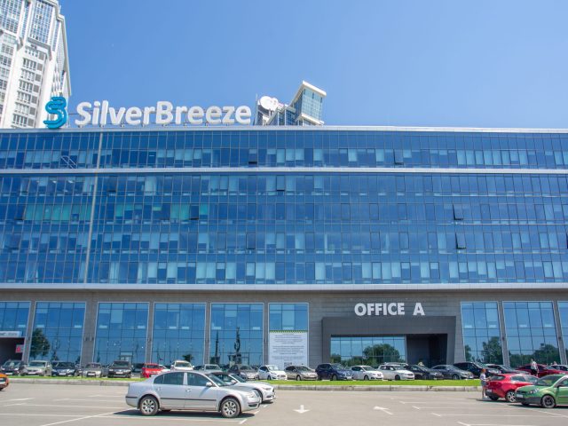 Торговый центр Silver Breeze (Сильвер Бриз) в Киеве