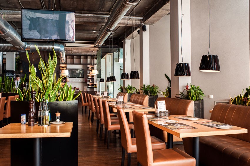 РЕСТОРАН BEEF MEAT & WINE В КИЕВЕ