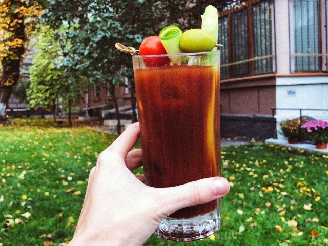 Кафе ИZH (Еш) в Киеве