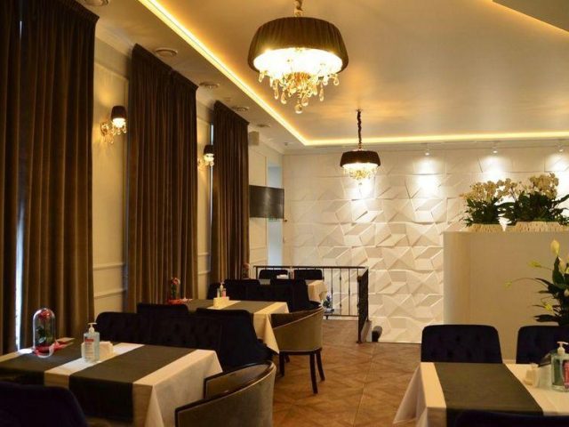 Restaurant 5th Ave Residence | Mykhaila Hrushevskoho St, 16