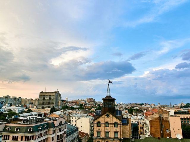 Ресторан Atmosfera | вул. Євгена Чикаленка, 29/7 — фото 2