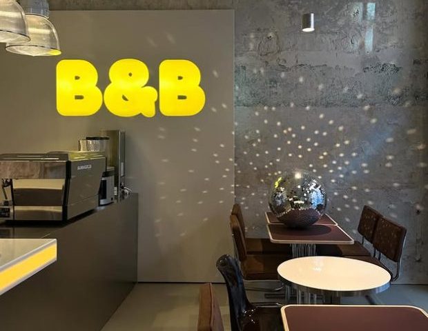 Бар Bar&Breakfast Community | ул. Леси Украинки, 15
