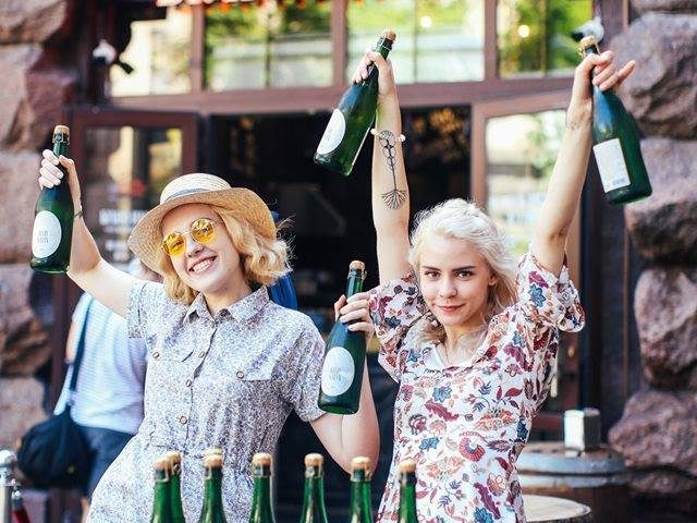 Бар Белый Налив | Армянская ул., 13