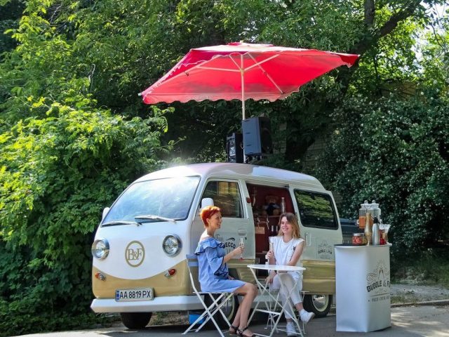 Бар Bubble & Fun Prosecco Van | Киев — фото 3