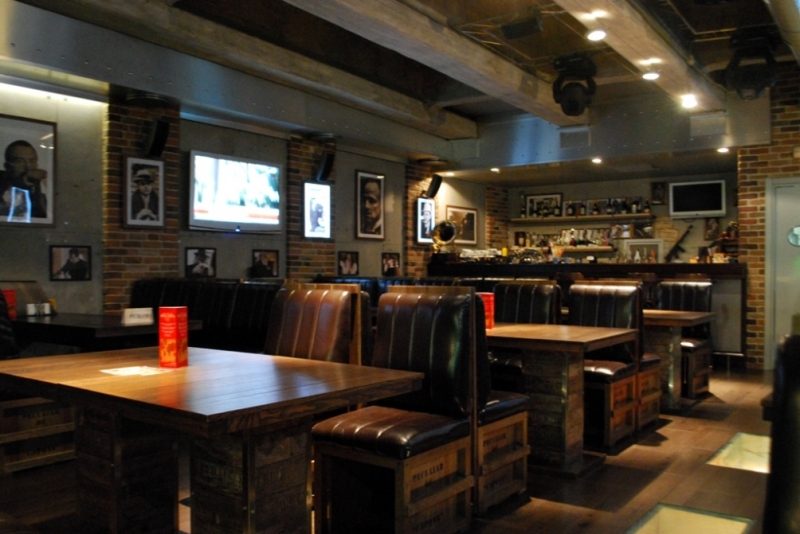 Bar Capone | Soniachna Embankment, 44d