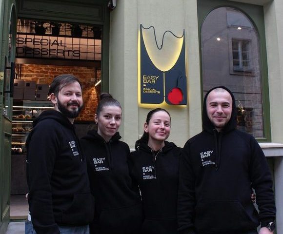 Бар Easy bar | ул. Братьев Рогатинцев, 37