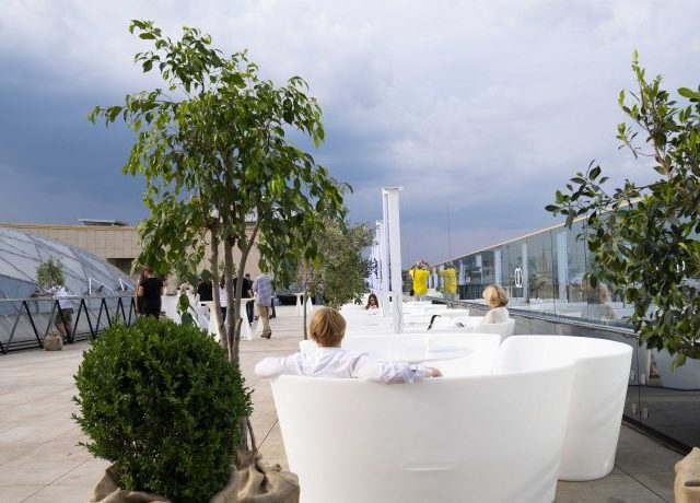 Бар Eden Bar & Rooftop Garden | вул. Хрещатик, 38