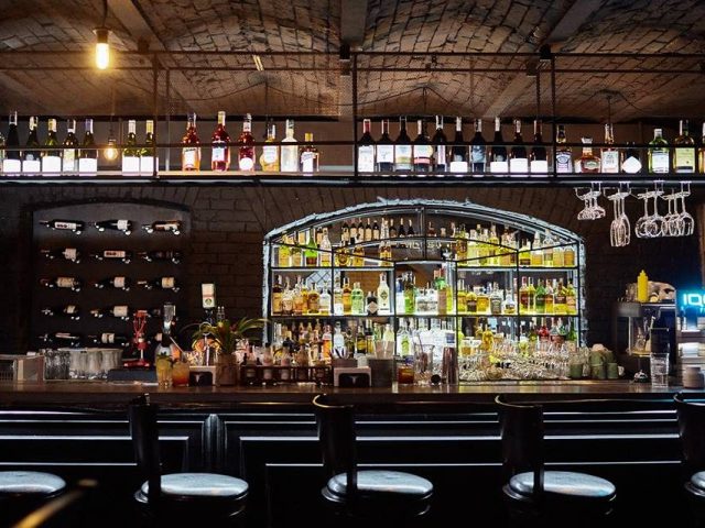 Бар Hedonist bar & kitchen | вул. Антоновича, 45