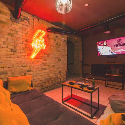 Бар L.A. gamebar | Велика Васильківська вул.