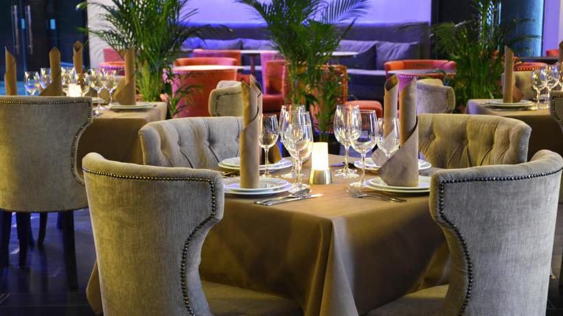 Бар LH Bar & Restaurant | пл. Евгения Петрушевича