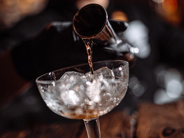 Bar Mr White | Rusanivskyi Blvd, 7