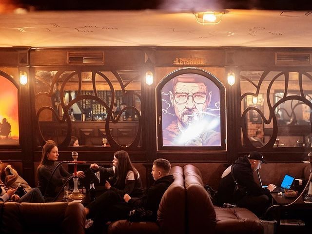 Бар Mr White | Русановский бул., 7