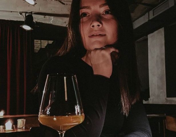 Bar Mynus Pervyi | Kyiv