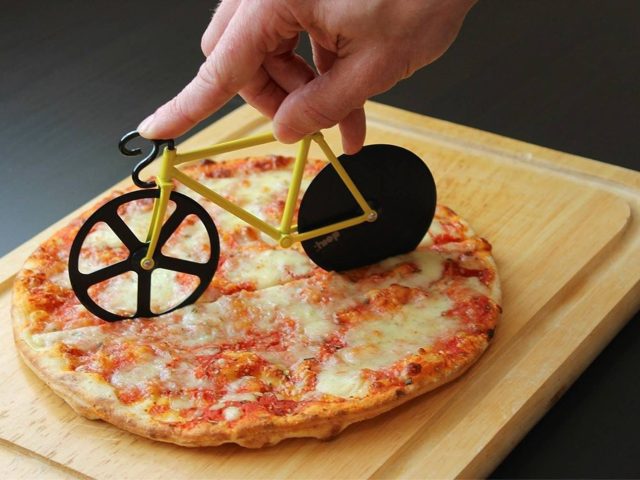Бар Pizza-bar на Бессарабке | Басейна вул., 1/2