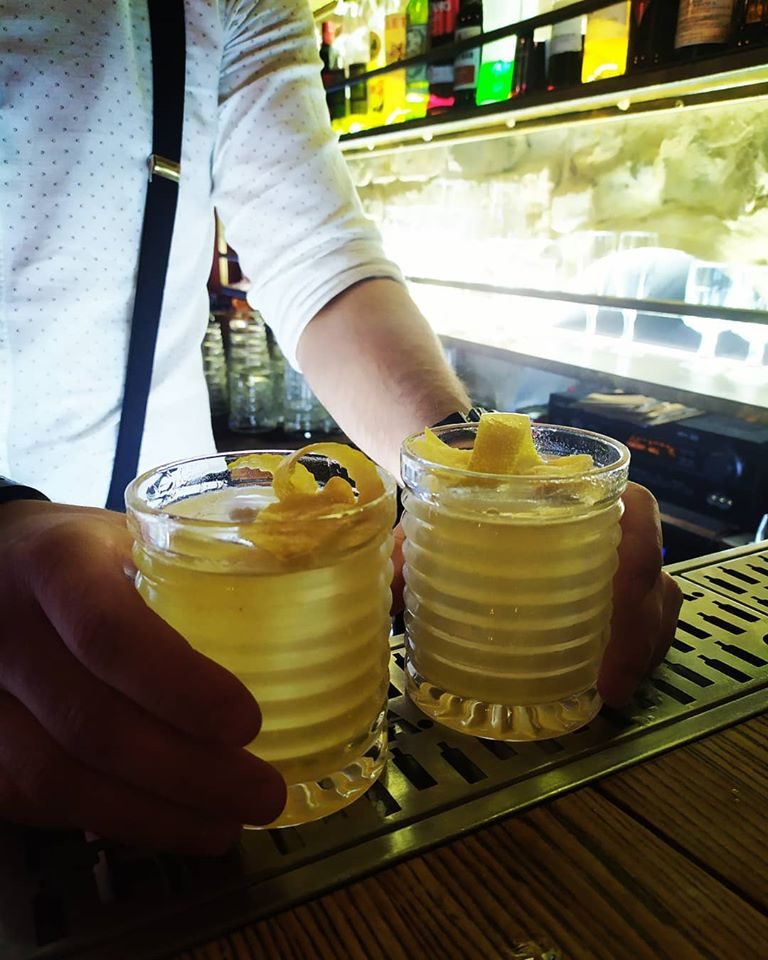 Бар PR Bar | вул. Петра Сагайдачного, 4