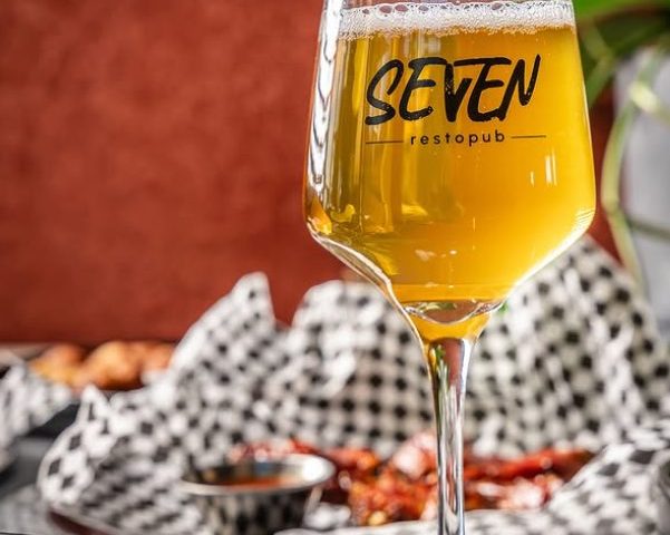 Бар Seven Restopub | вул. Володимира Великого